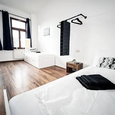 Apartment • 3 Bedroom Apt. Close To The Arena And Stadium *up To 8 People* *